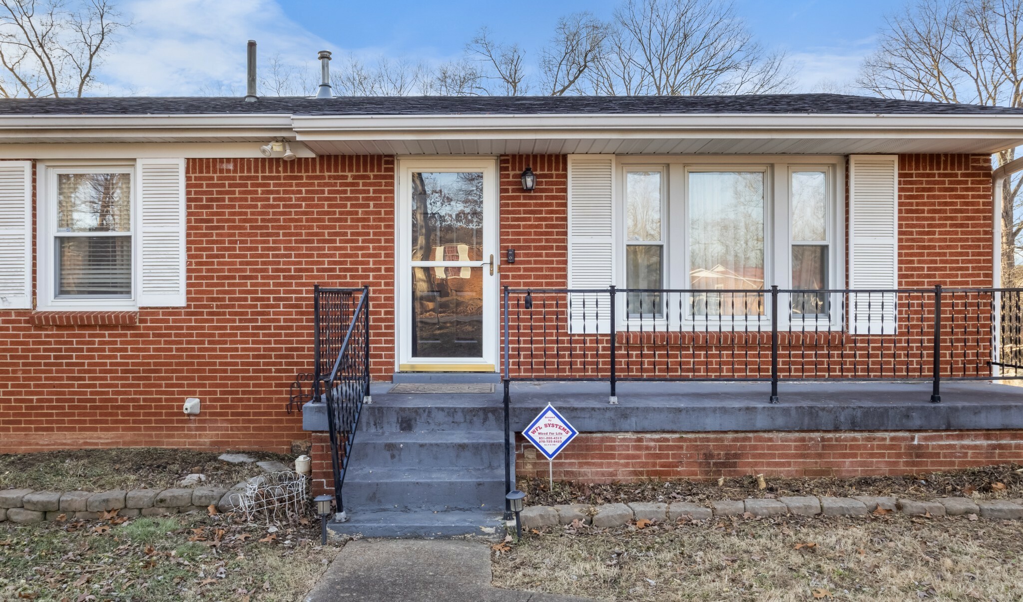 Property Photo:  109 Preston Dr  TN 37042 