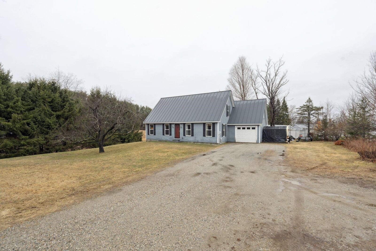 Property Photo:  5 Golf Club Road  NH 03773