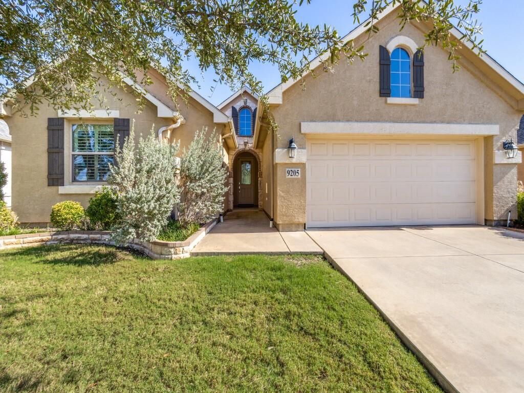 Property Photo: 9205 Compton Street TX 76207