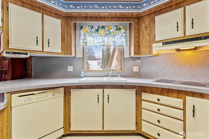 Property Photo:  8512  144th Avenue E 44  WA 98372 