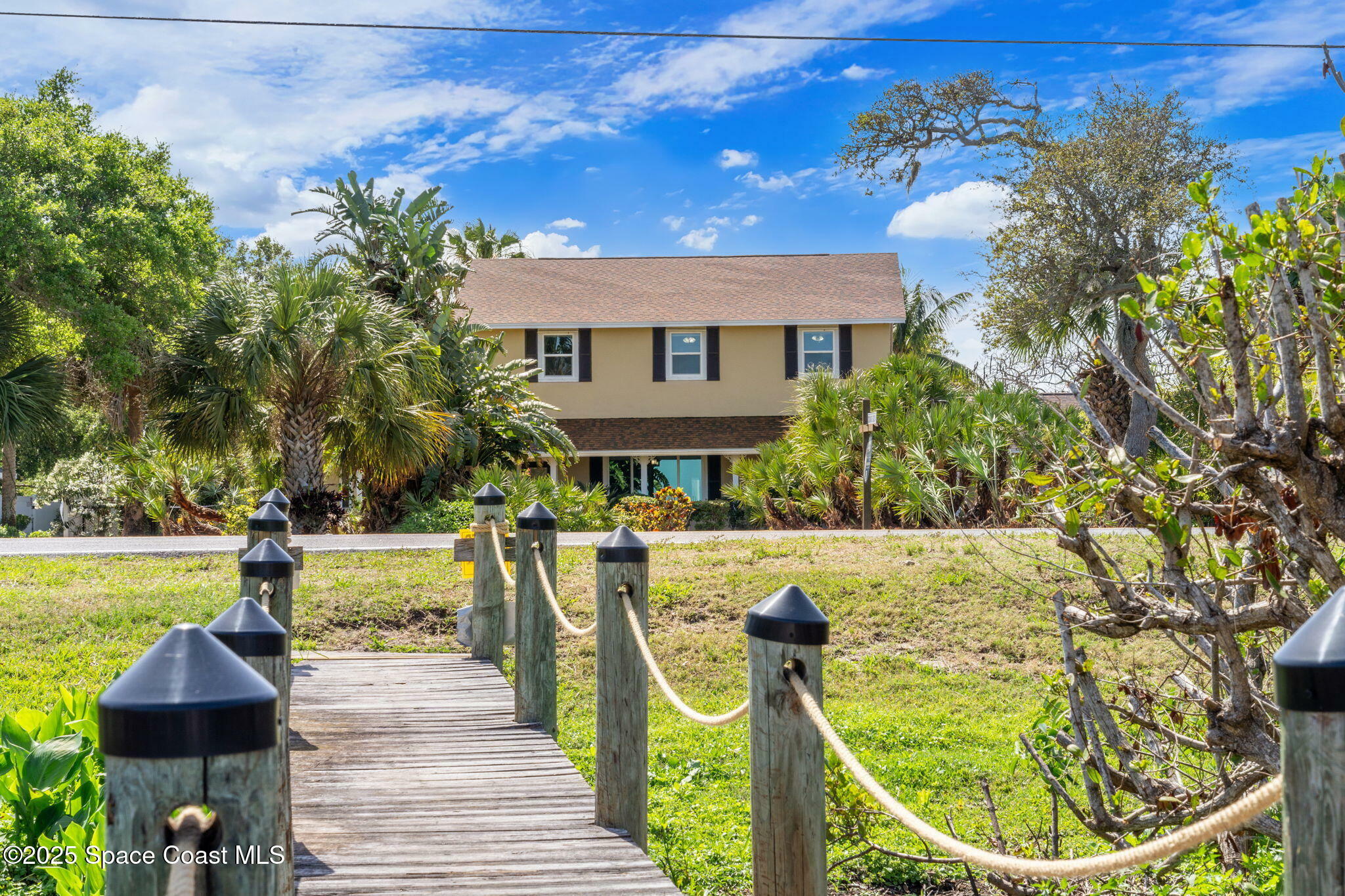 Property Photo: 7055 S Tropical Trail FL 32952