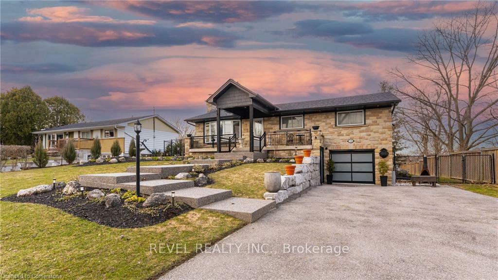 Property Photo: 7320 Dickenson Road E ON L0R 1W0