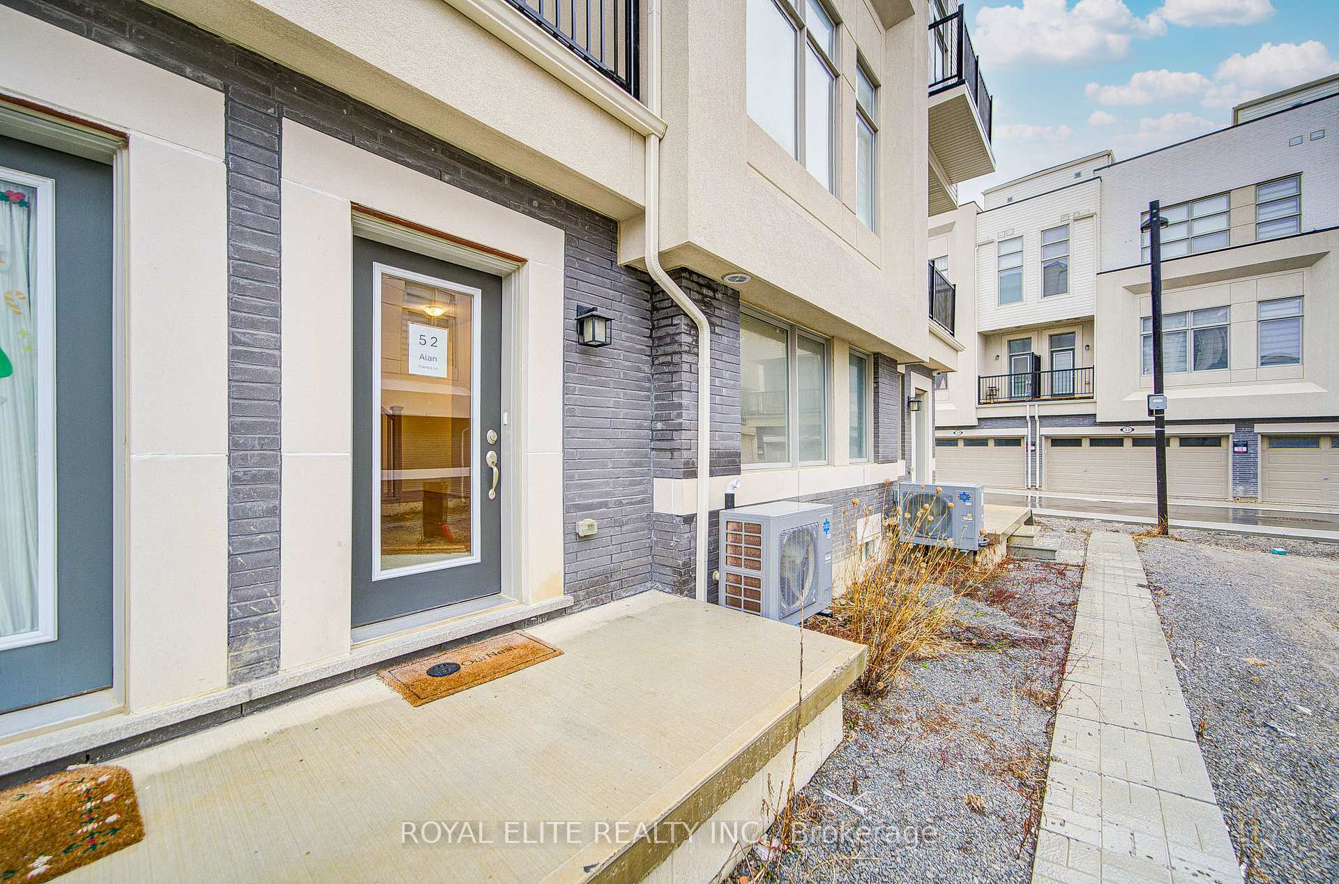 Property Photo: 52 Alan Francis Lane ON L6C 3B5