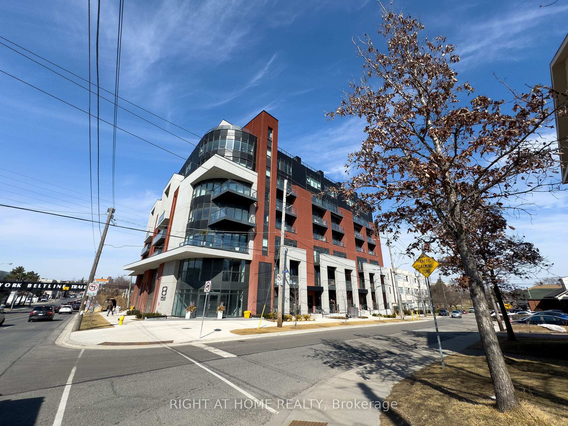 Property Photo: 2433 Dufferin Street 211 ON M6E 0B4