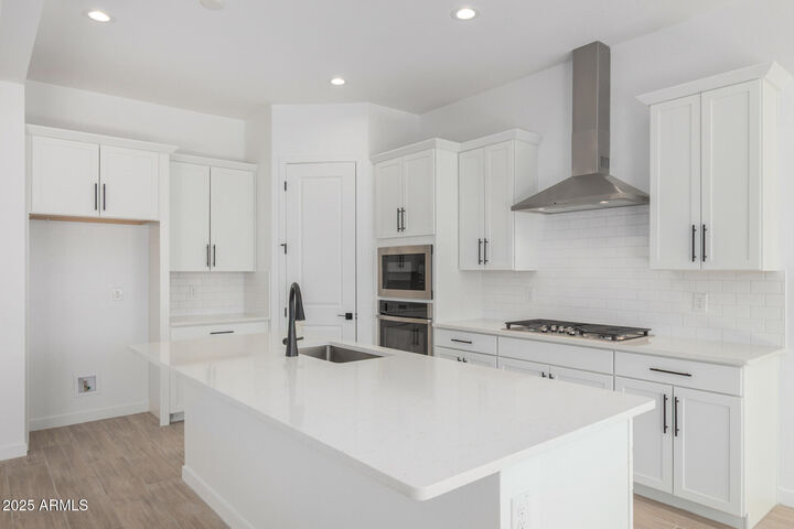 Property Photo:  24054 N 171st Drive  AZ 85387 