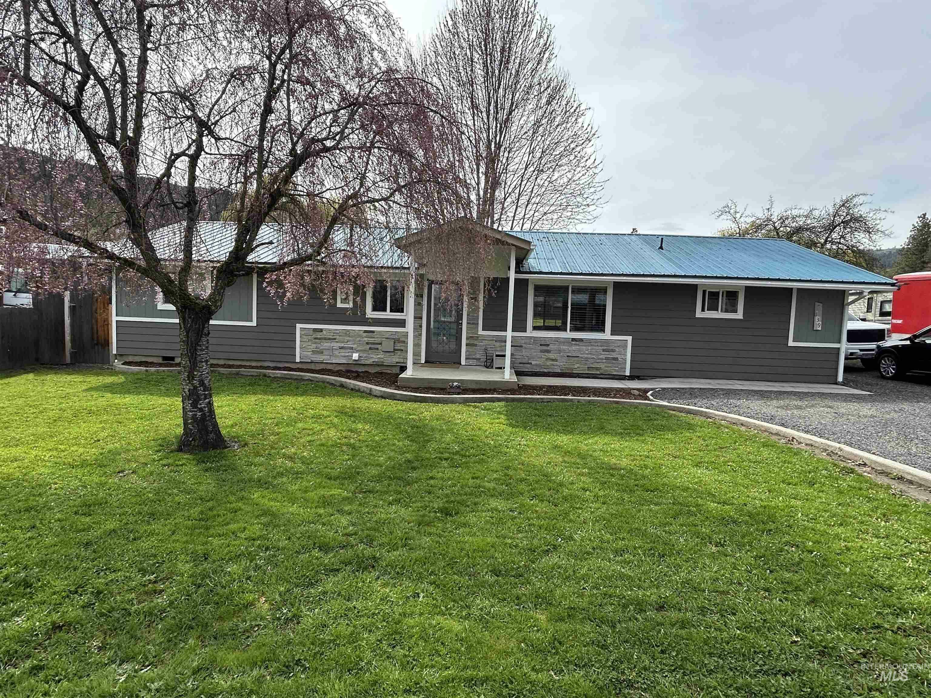 Property Photo: 139 119th St. ID 83544