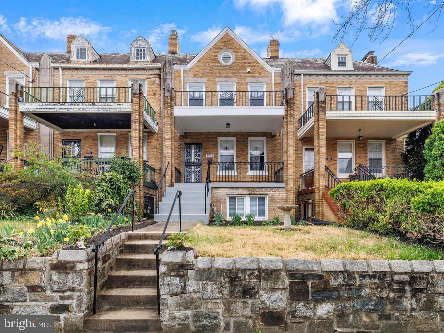 Property Photo:  1332 NW Sheridan Street NW  DC 20011 