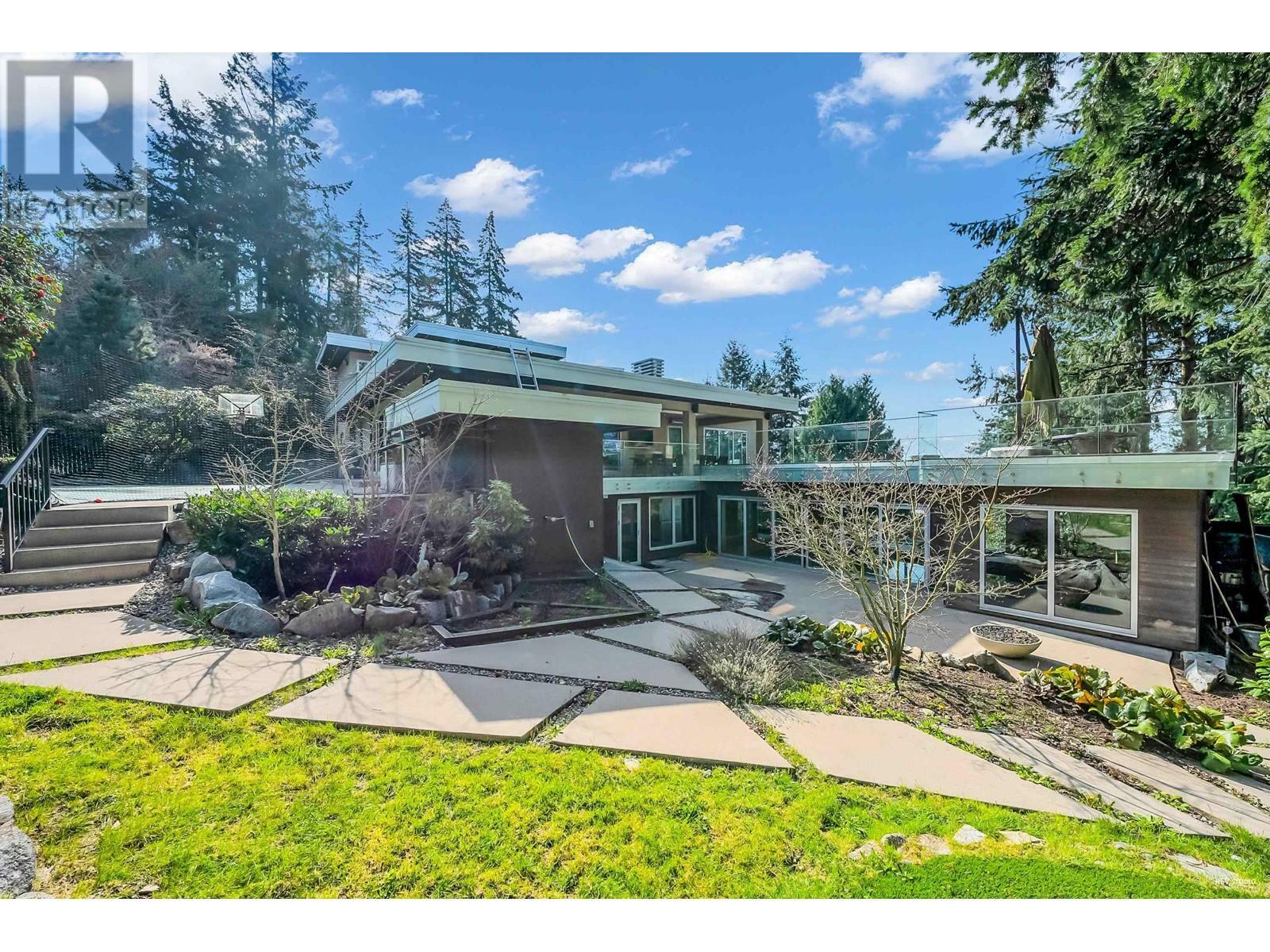 Property Photo: 3865 Southridge Avenue BC V7V 3H9