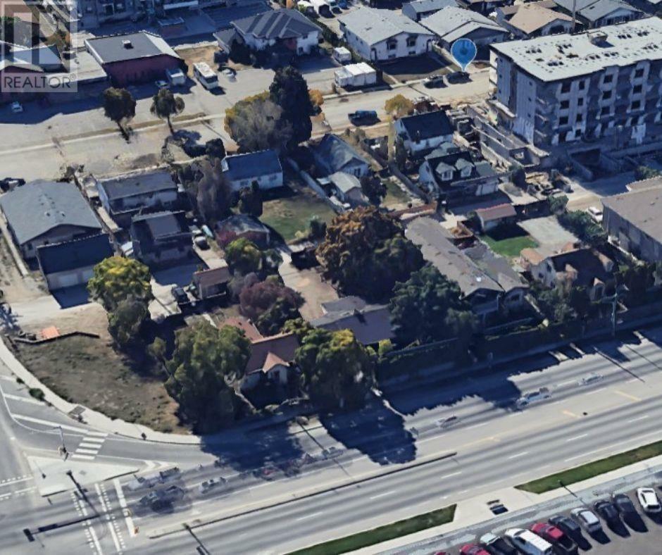 Photo de la propriété: 1077 Clement Avenue 2 BC V1Y 7E3
