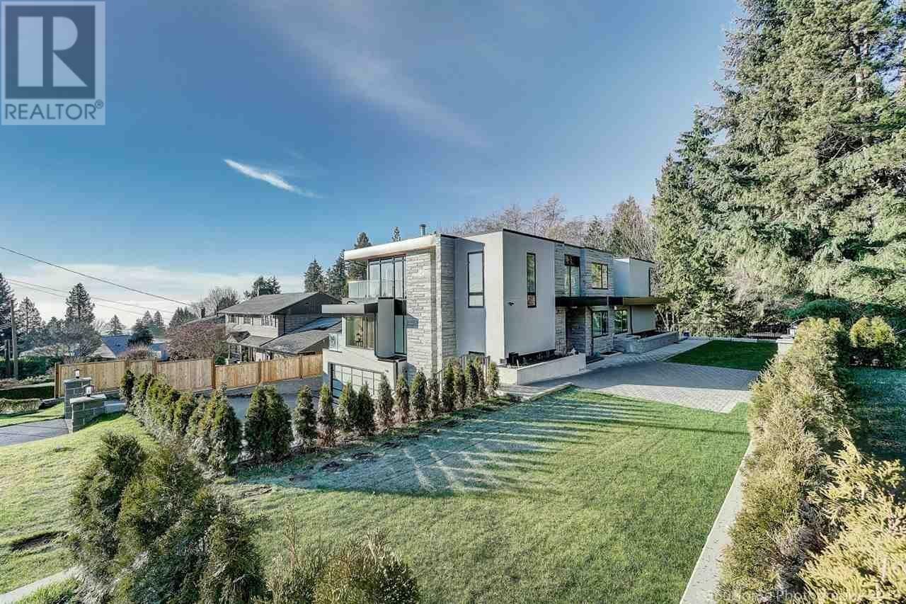 Property Photo: 2010 Queens Avenue BC V7V 2X9