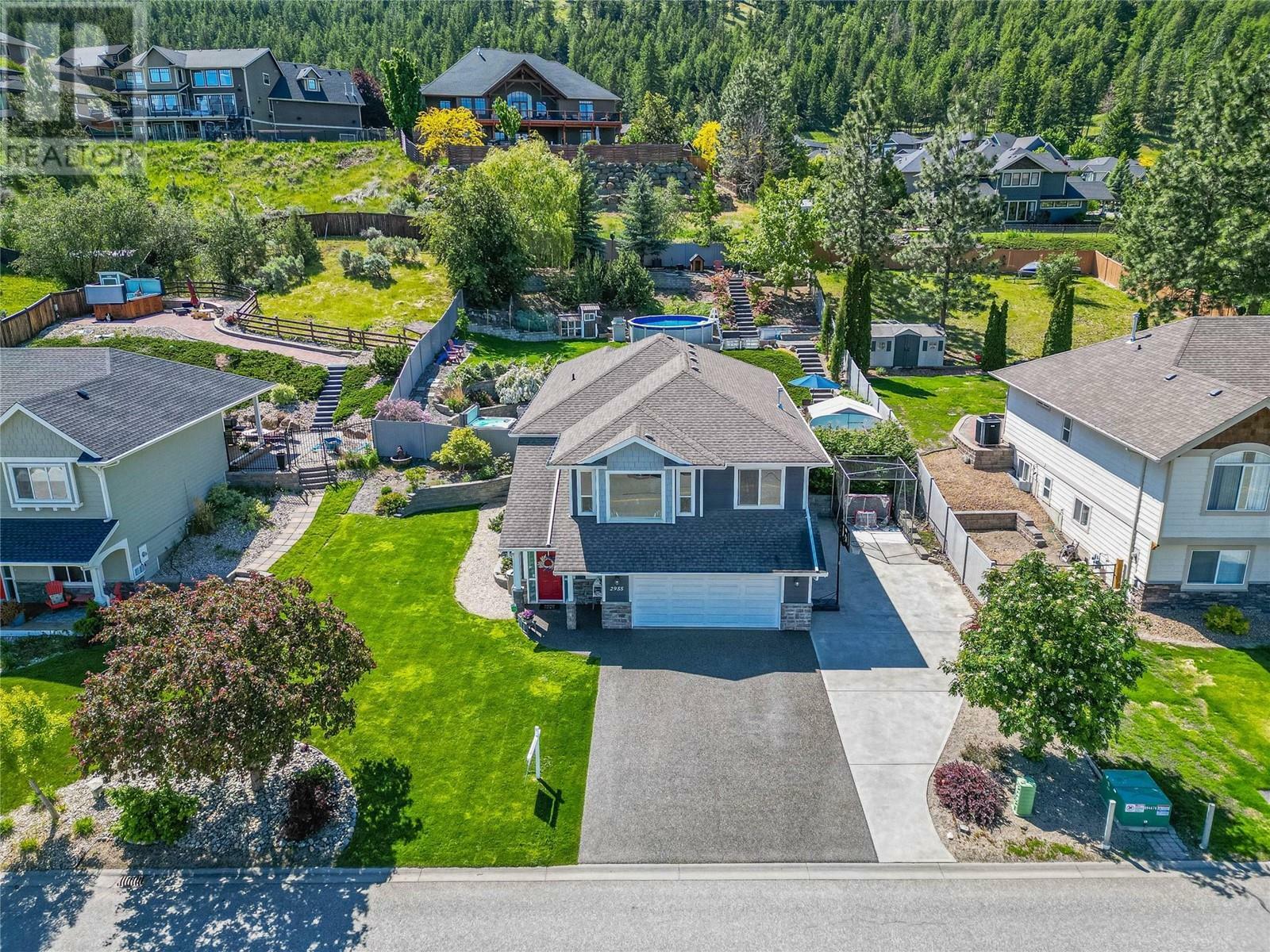 2955 Kicking Horse Drive  Kamloops BC V2E 2L8 photo