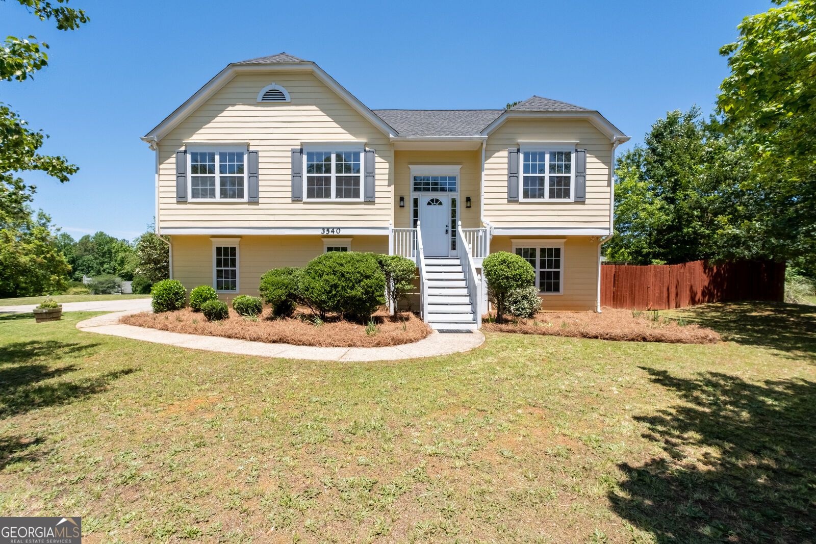 Property Photo: 3540 Owl Brow Court GA 30028