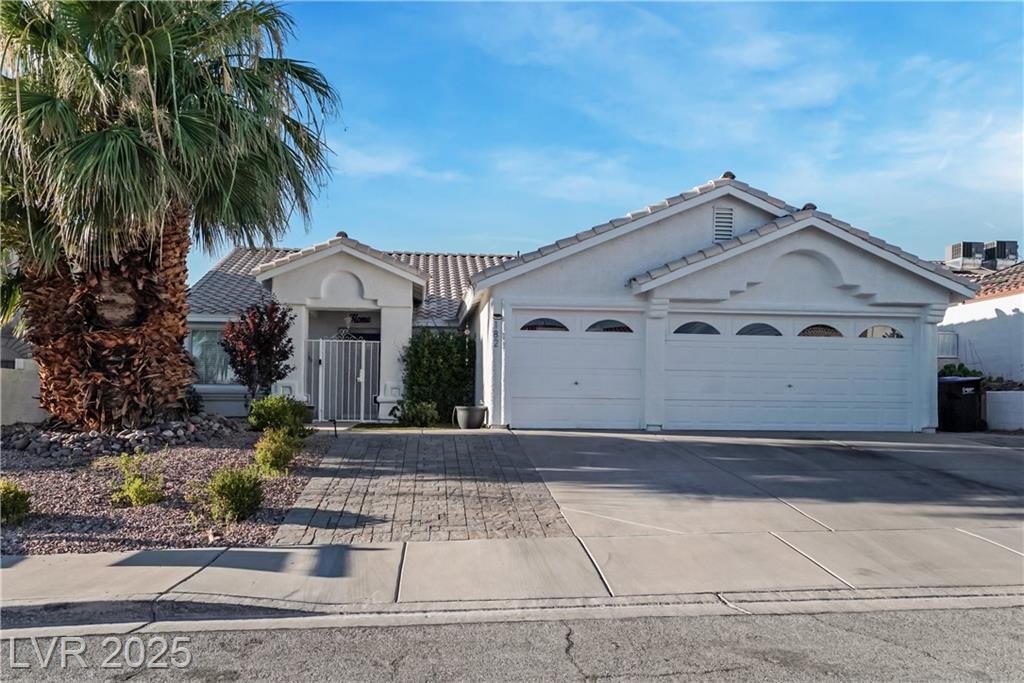 182 Horizon View Drive  Henderson NV 89015 photo