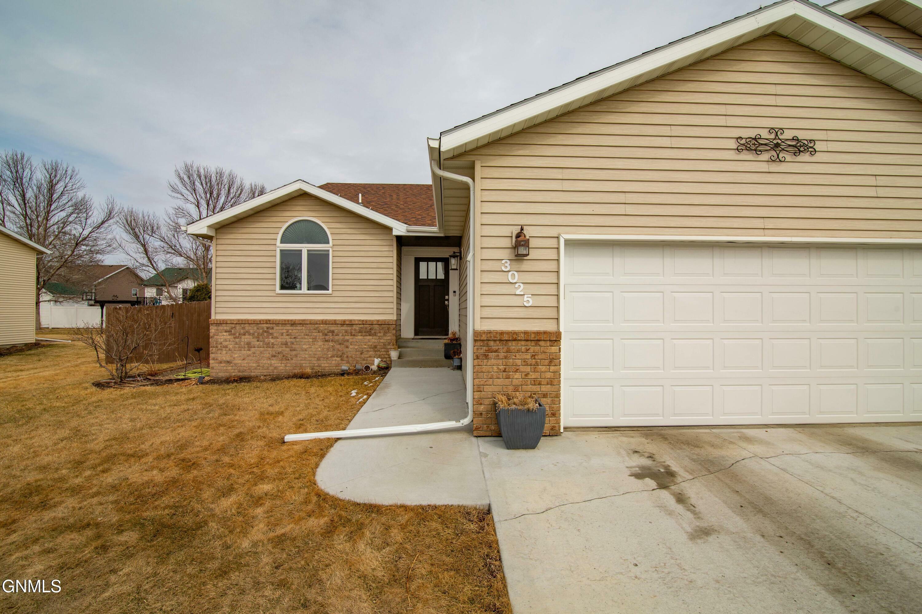 Property Photo: 3025 Illinois Drive ND 58503