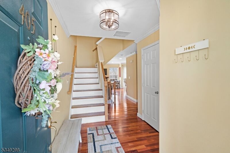 Property Photo:  405 Boulder Ridge Dr  NJ 07869 