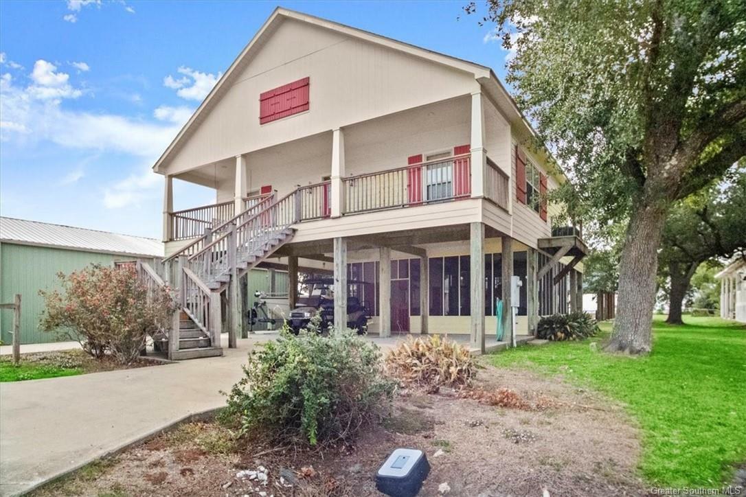 Property Photo:  122 Bank Street  LA 70607 