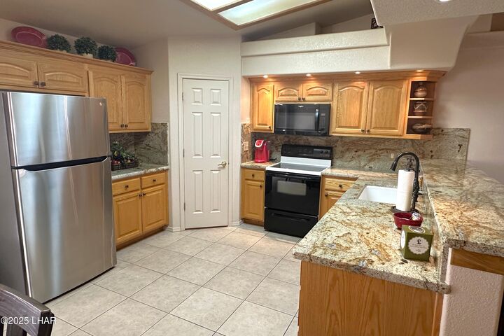 Property Photo: 4110 Columbia Dr AZ 86406