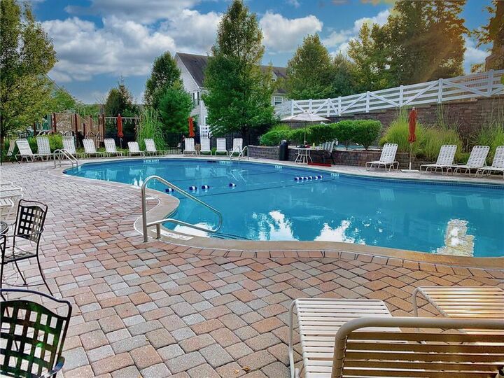 Property Photo: 87 Barr Lane 87 NY 10950