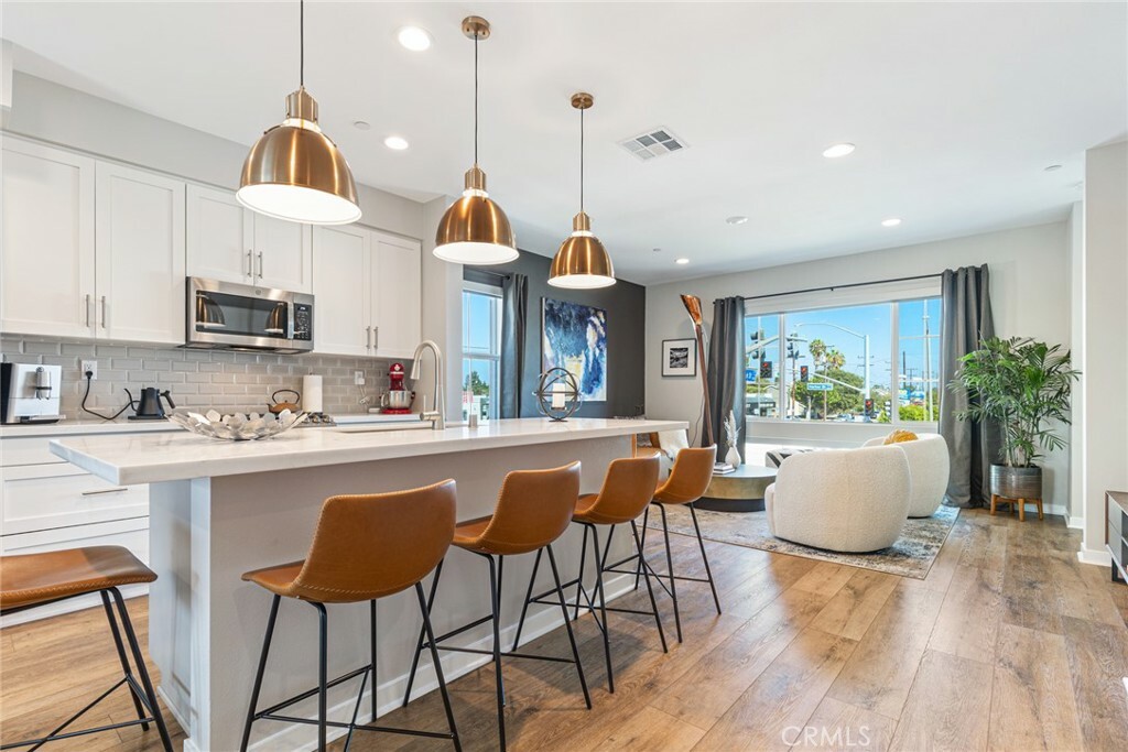 Property Photo: 2096 Caleigh Ln CA 92627
