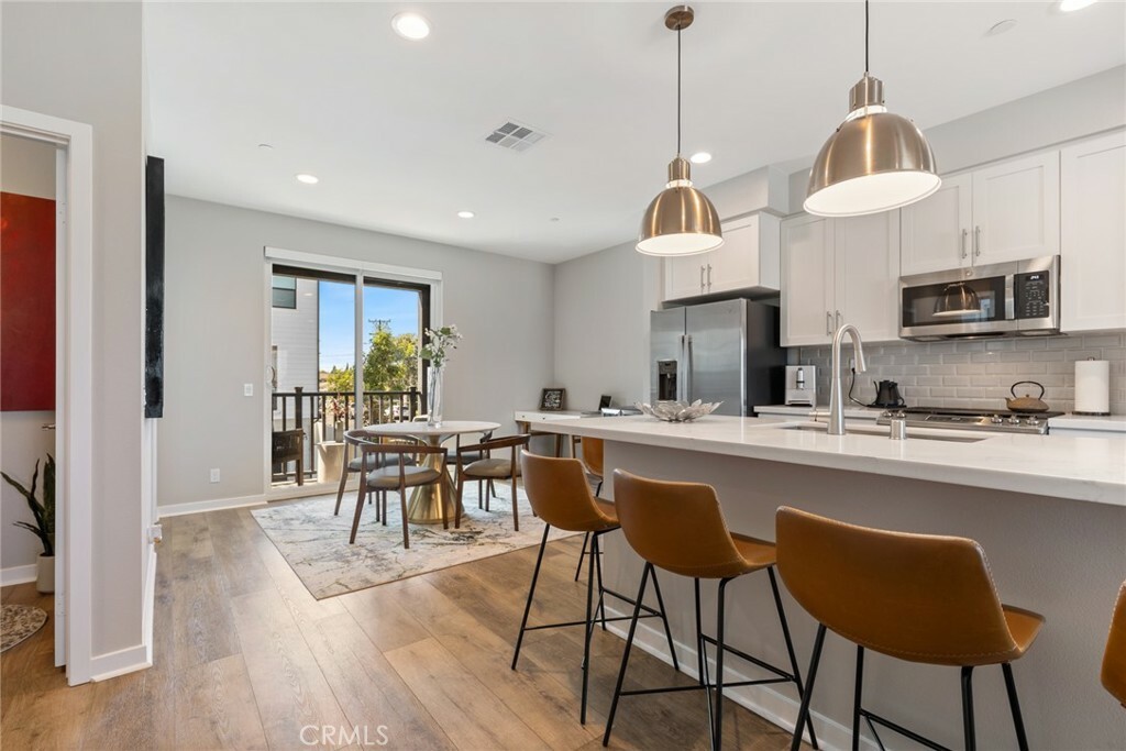 Property Photo: 2096 Caleigh Ln CA 92627