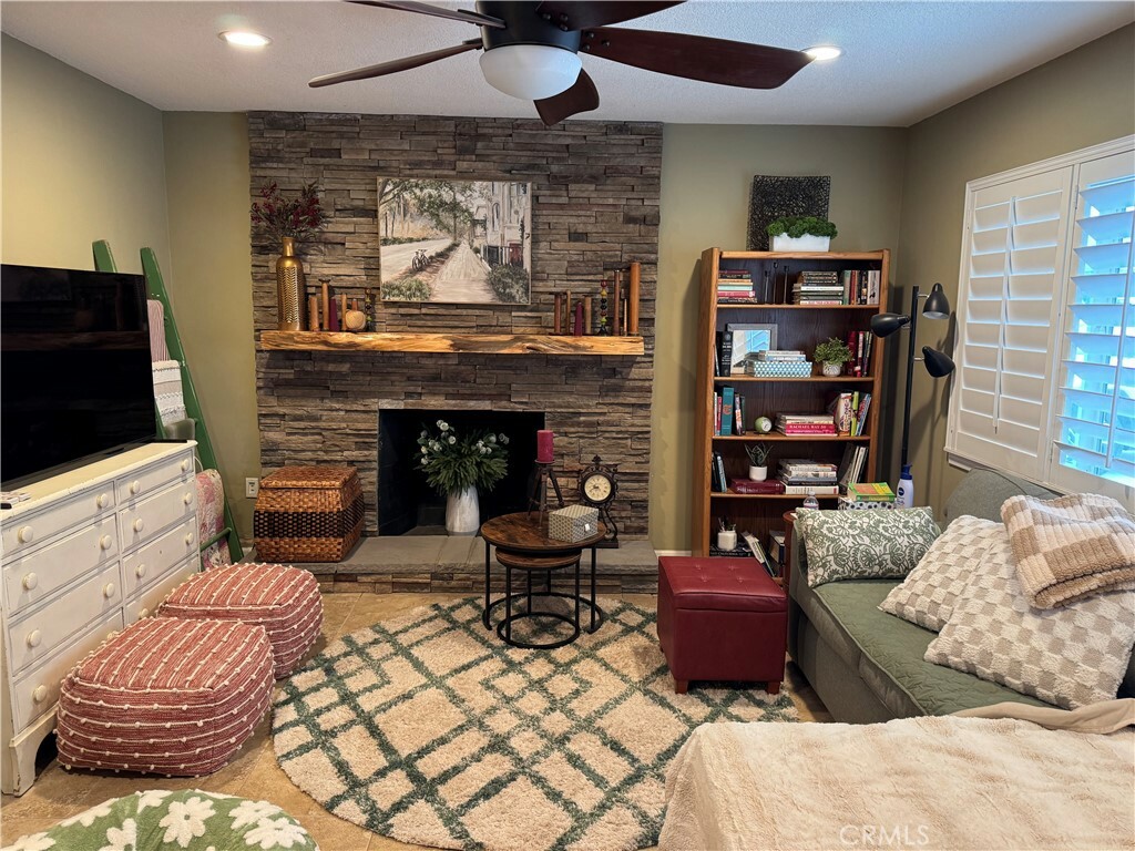 Property Photo: 226 E Avenue L CA 92320