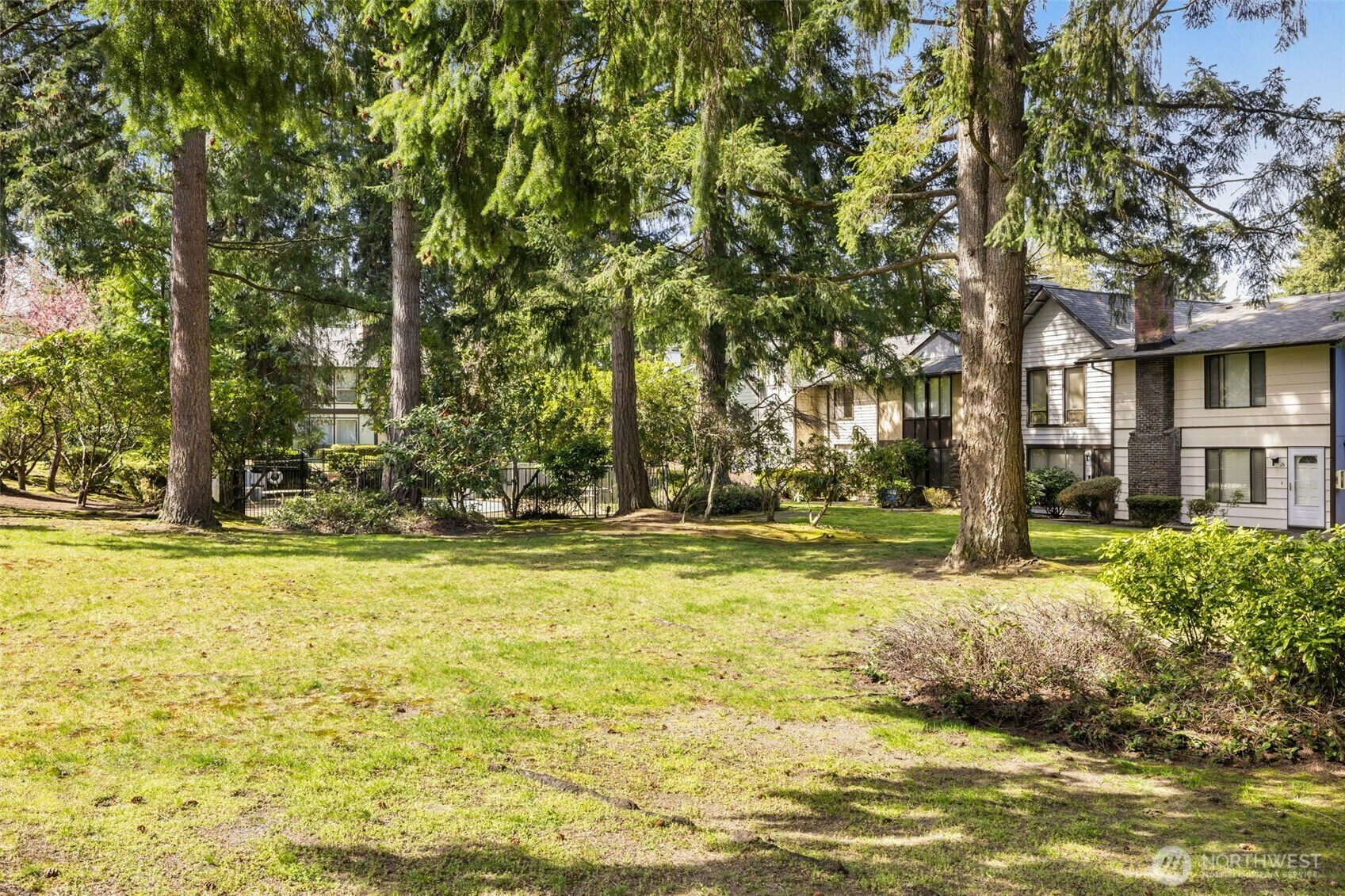 Property Photo: 1717 150th Avenue SE 18 WA 98007