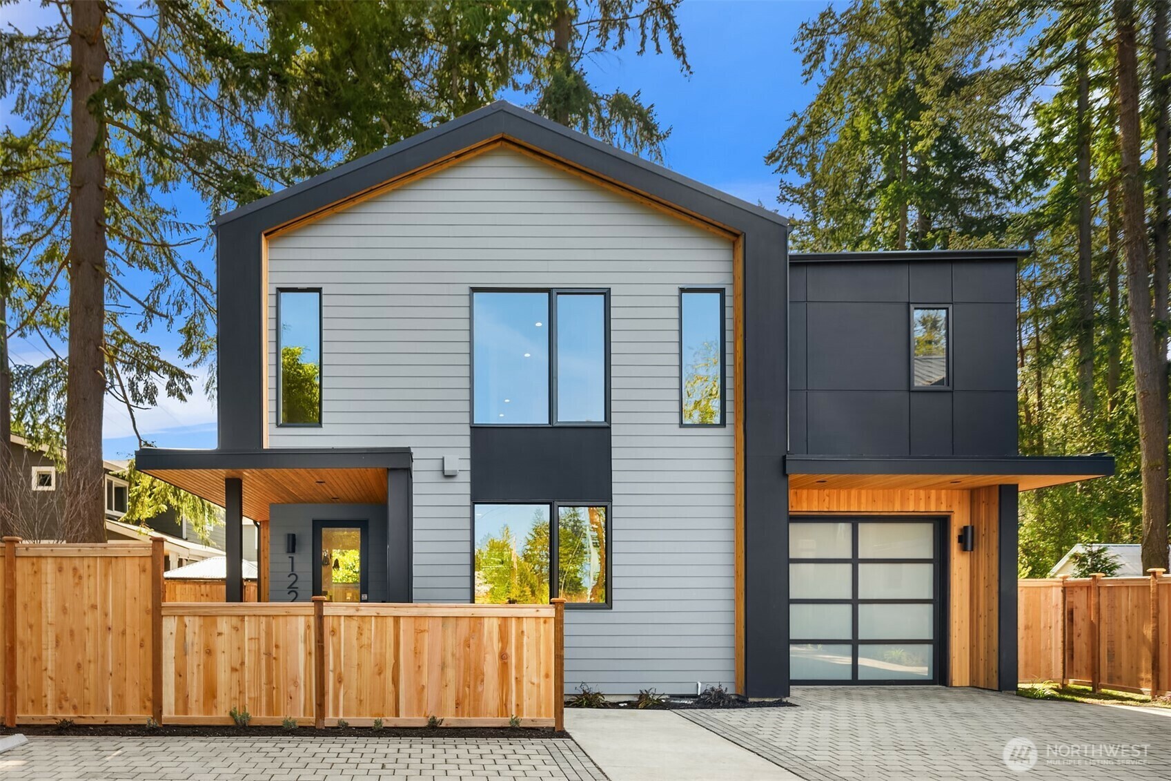 Property Photo: 12249 NE 66th Street WA 98033
