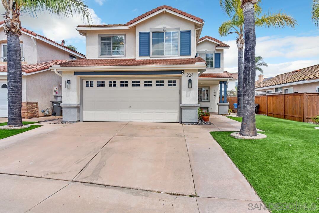 Property Photo: 224 Parkside Place CA 92071