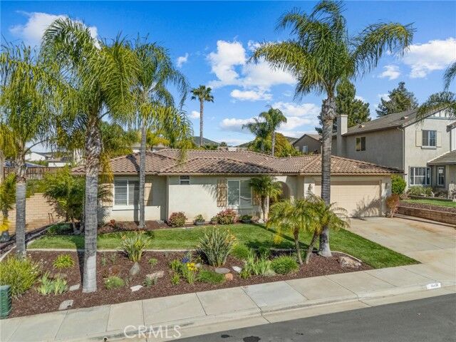 Property Photo:  35436 Daffodil Circle  CA 92596 