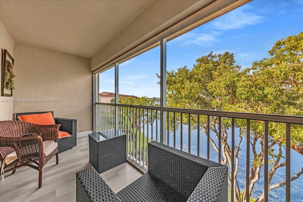 Property Photo: 13001 SW 11th Ct 408A FL 33027
