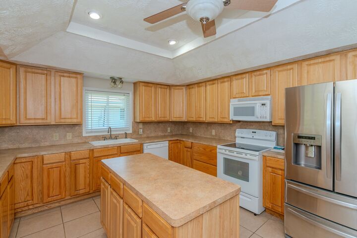 Property Photo: 320 Bell Avenue TX 77611-8801