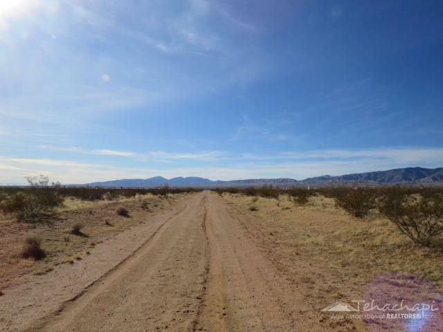 Property Photo: 0 Arroyo Avenue CA 93501