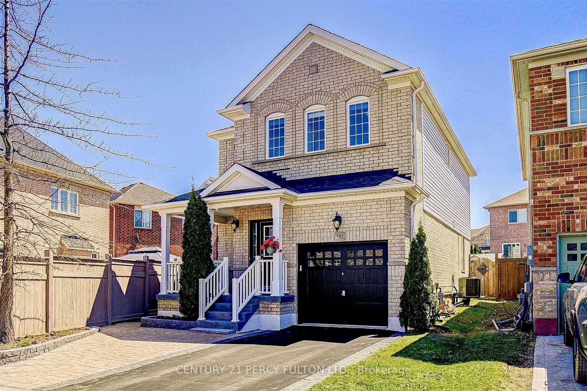 Photo de la propriété: 191 Reeves Way Boulevard ON L4A 0H8