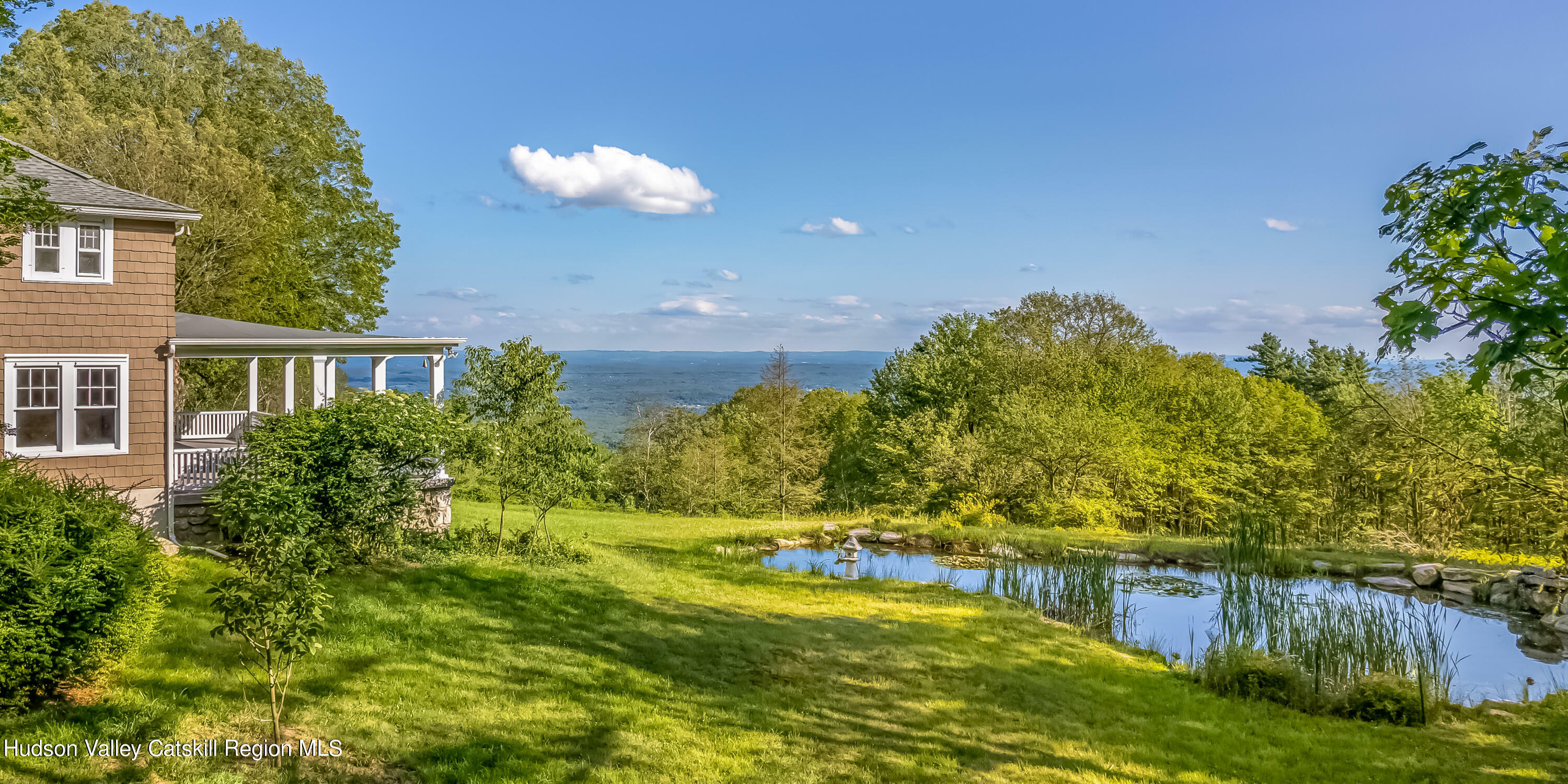 Property Photo: 220 Vista Maria NY 12420