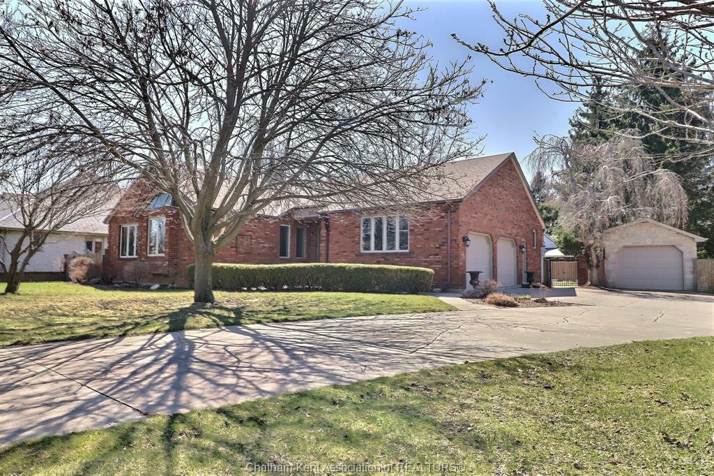 280 Regent Street  Blenheim ON N0P 1A0 photo