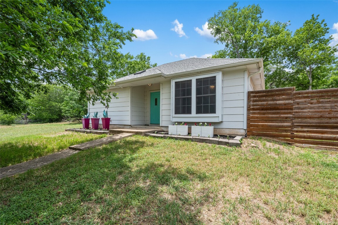 Property Photo: 11708 Hornsby Drive TX 78753