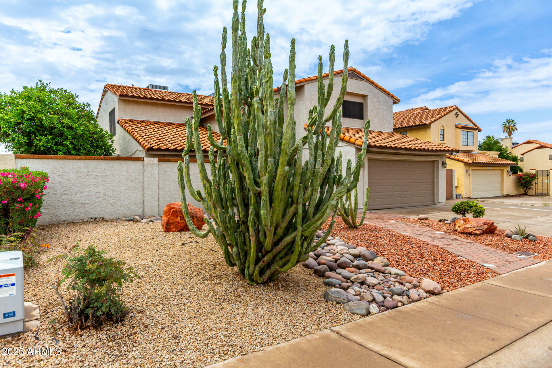 Property Photo: 5407 W North Lane AZ 85302