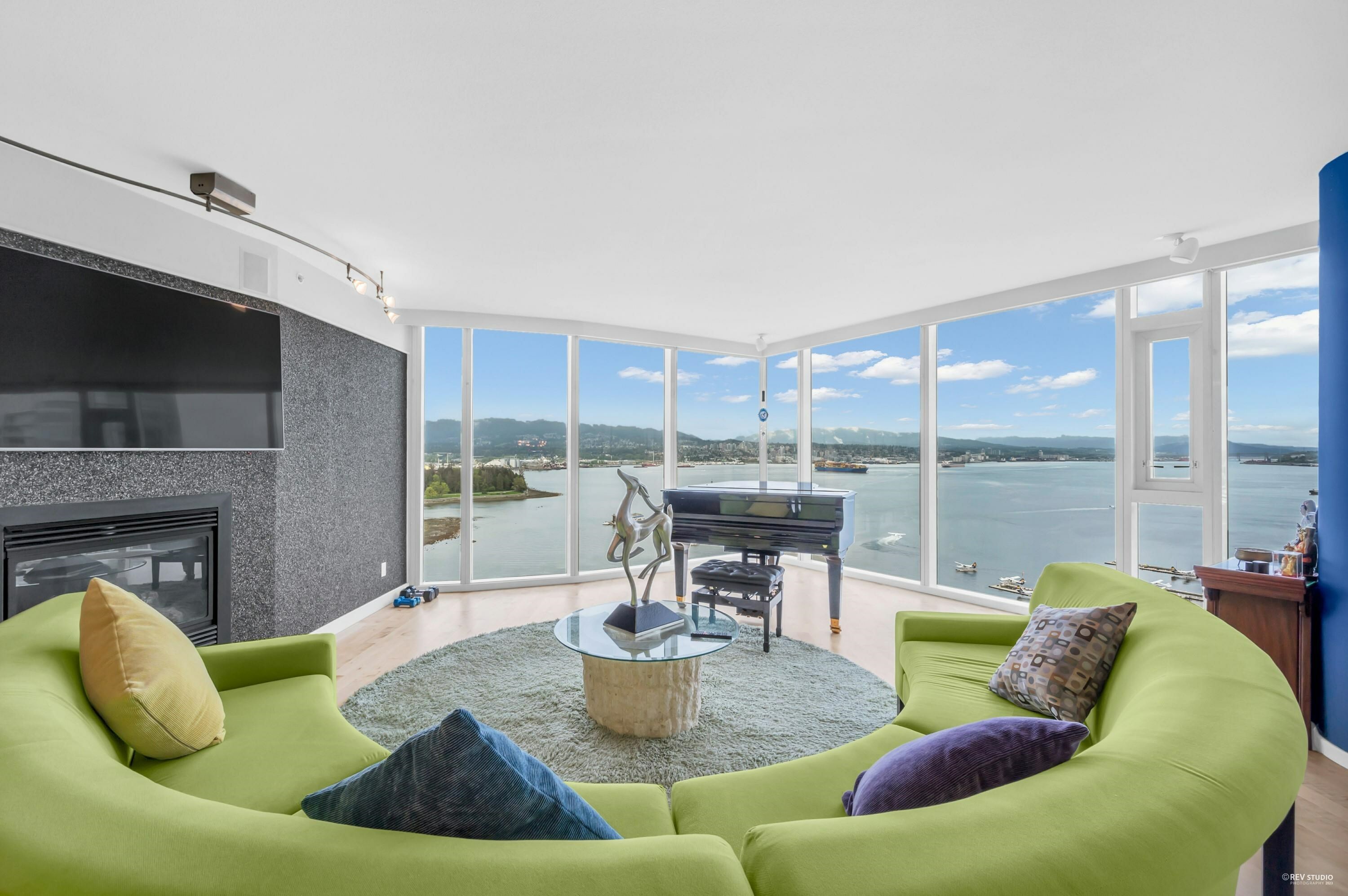 Property Photo: 1281 W Cordova Street 2502 BC V6C 3R5