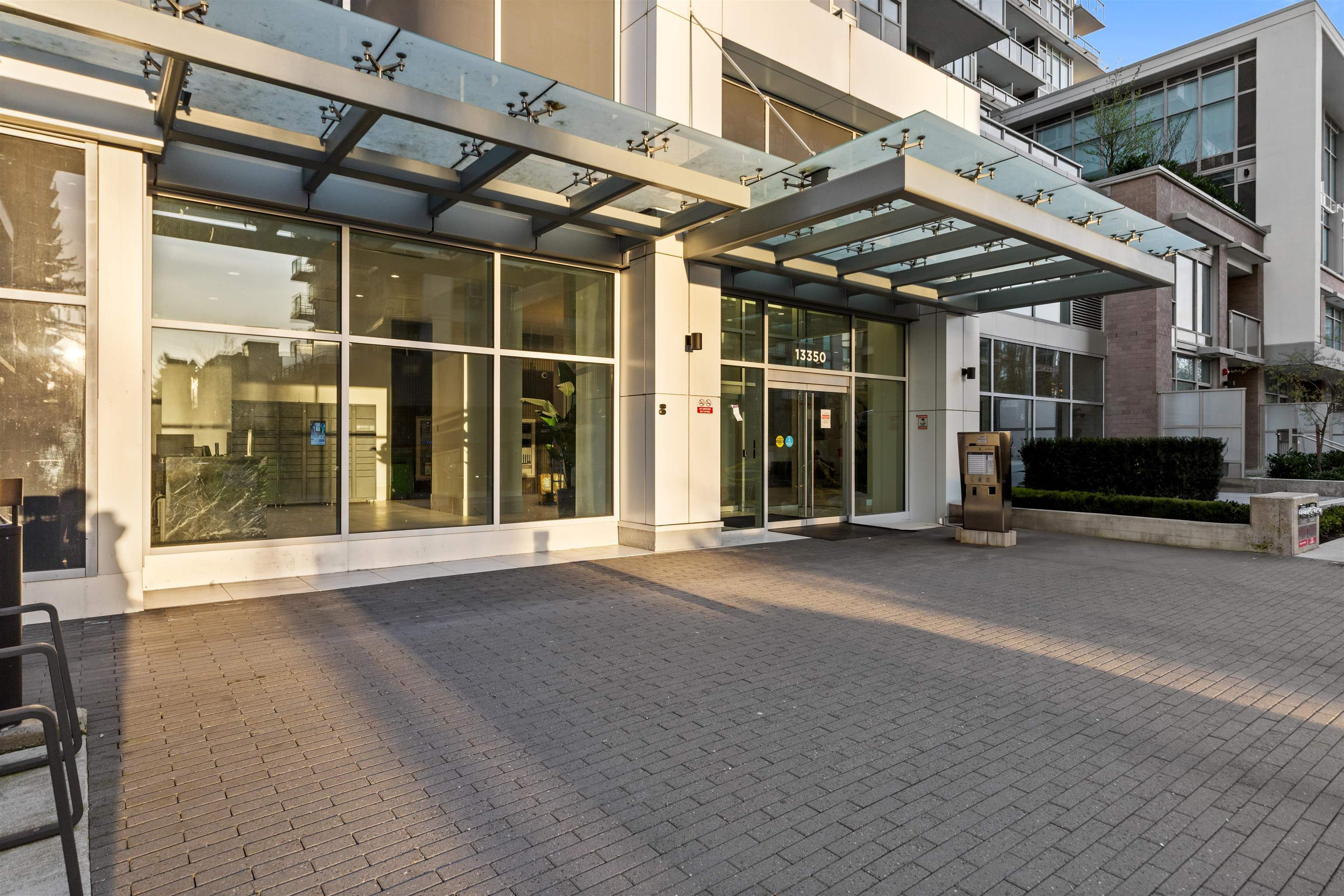 Photo de la propriété: 13350 Central Avenue 1016 BC V3T 0S1