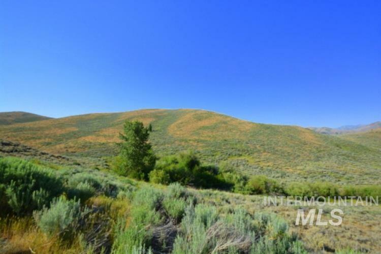 Property Photo: 102 Coeur D'Alene Dr. ID 83333