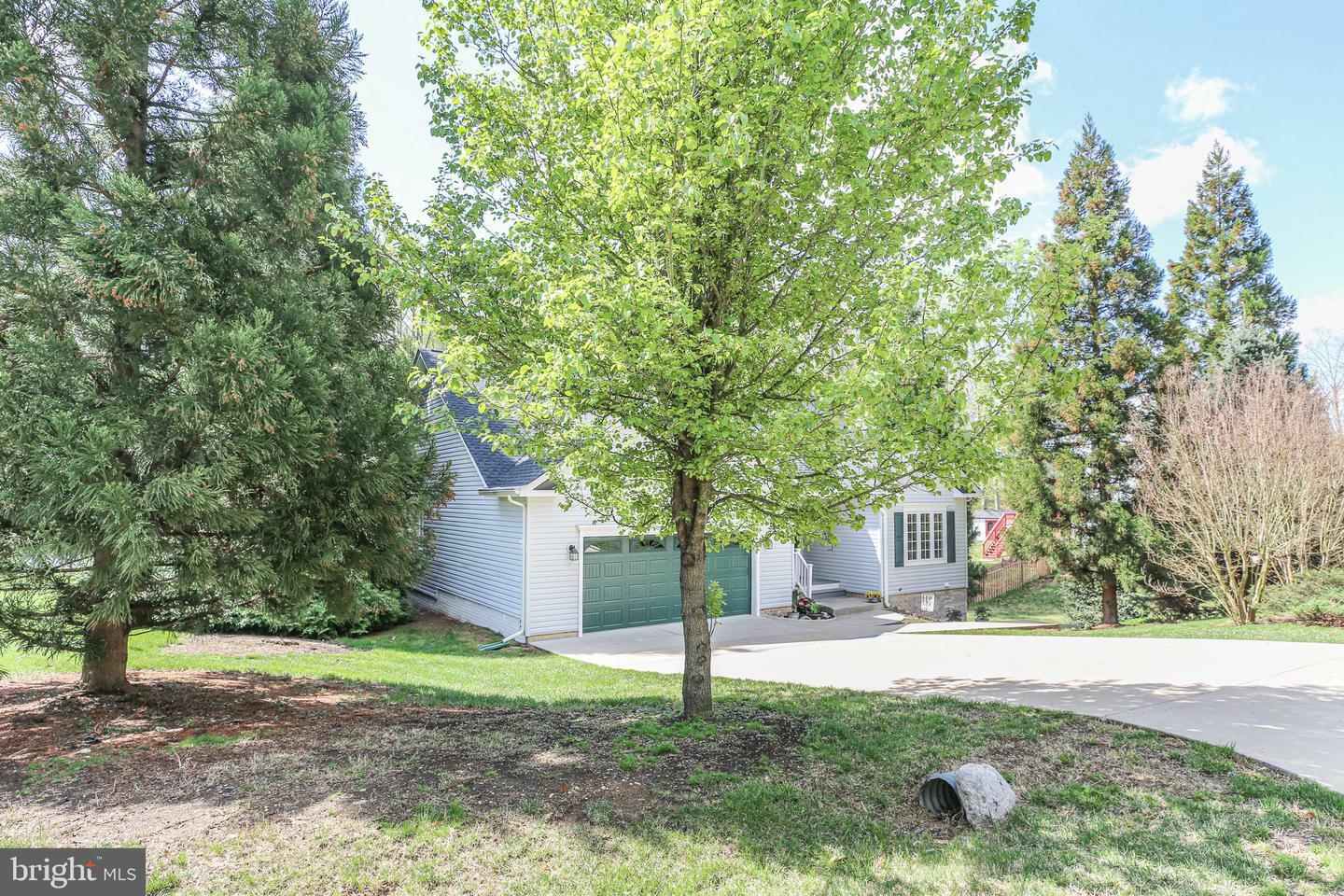 Property Photo: 6400 Quiet Pond Court VA 22407