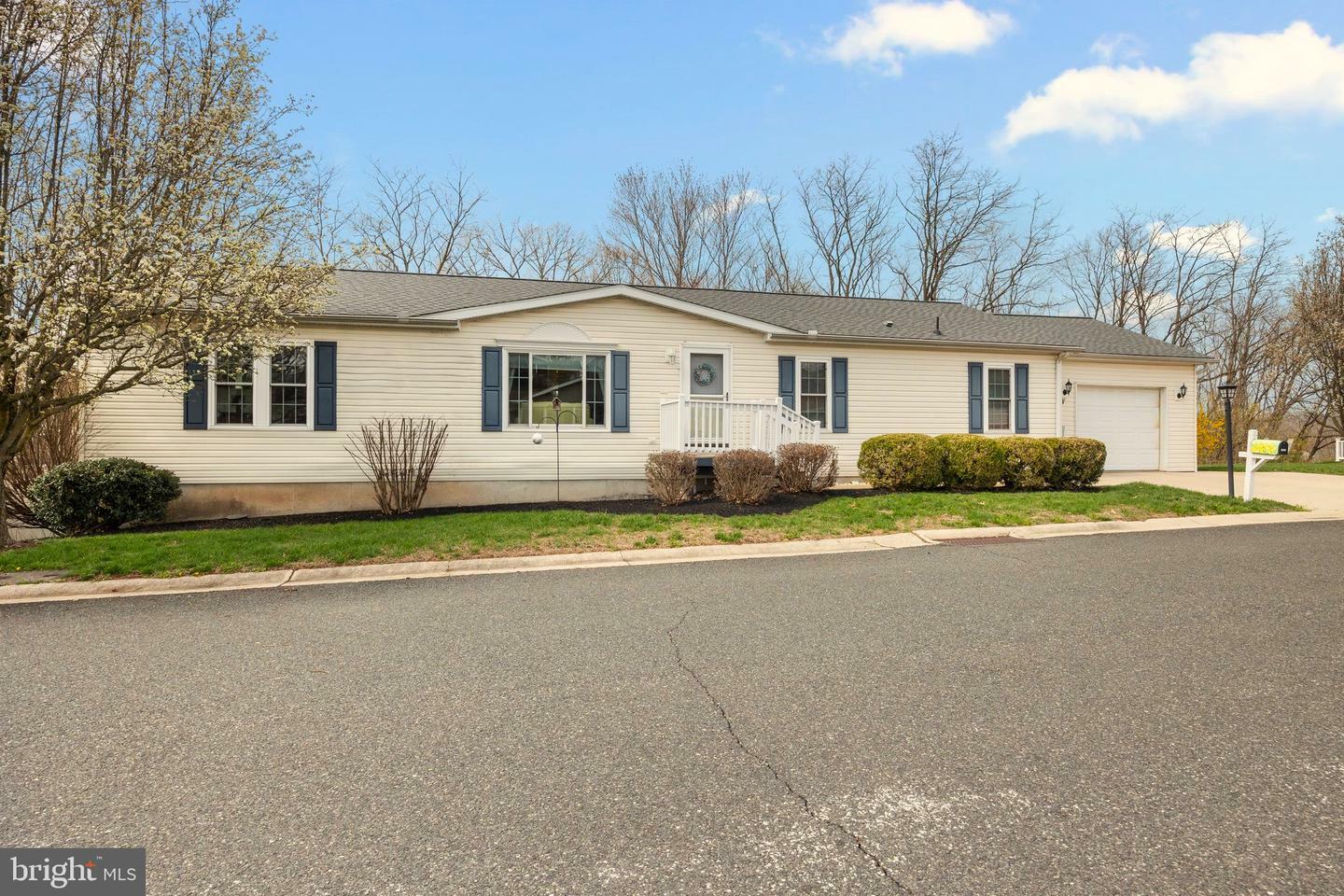 Property Photo:  1032 Scenic View Drive  PA 19473 
