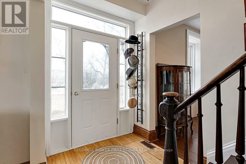 Property Photo: 28 South Street ON K7H 2G1