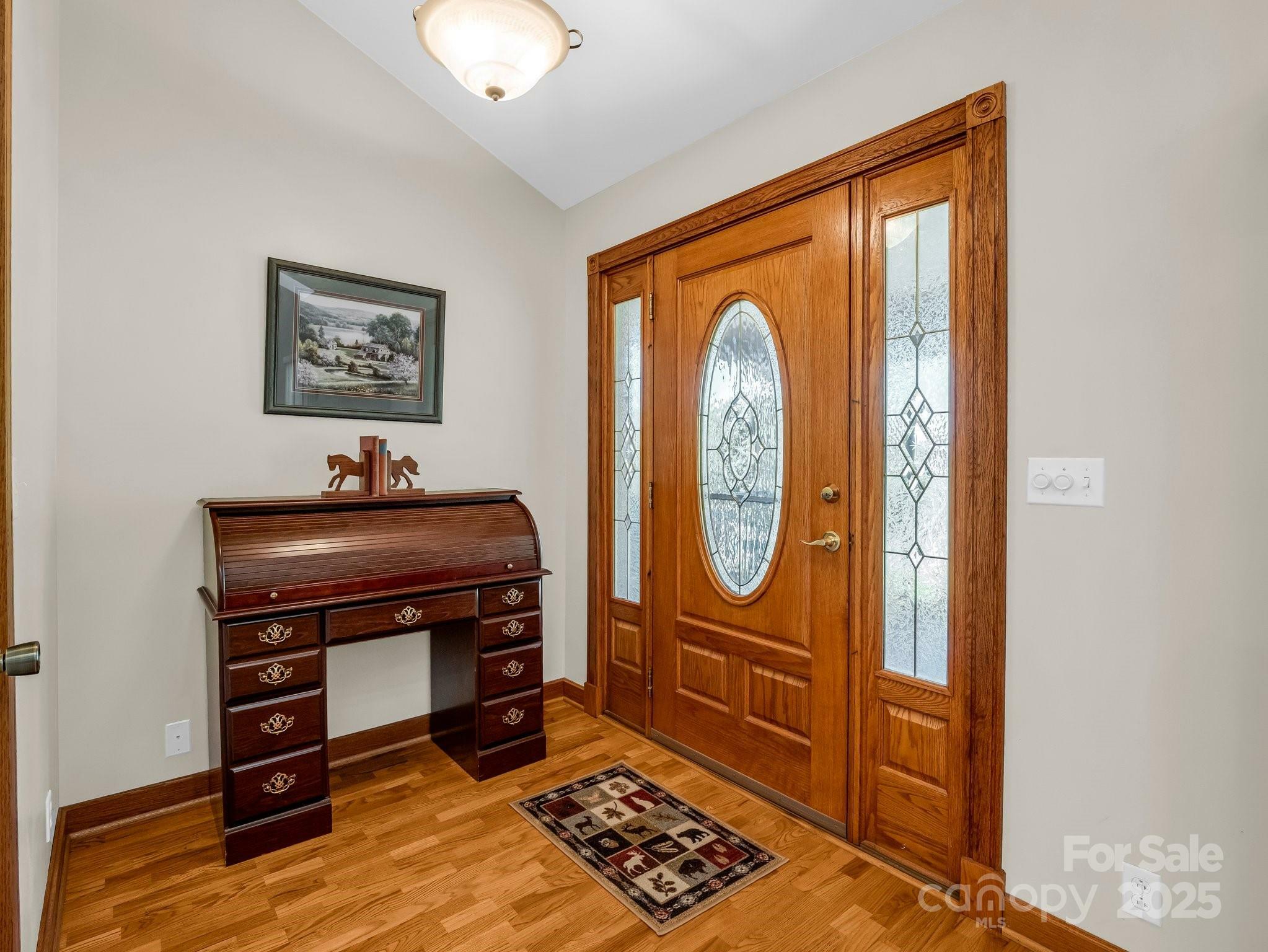 Property Photo: 2251 Old Applewood Lane 9 NC 28080