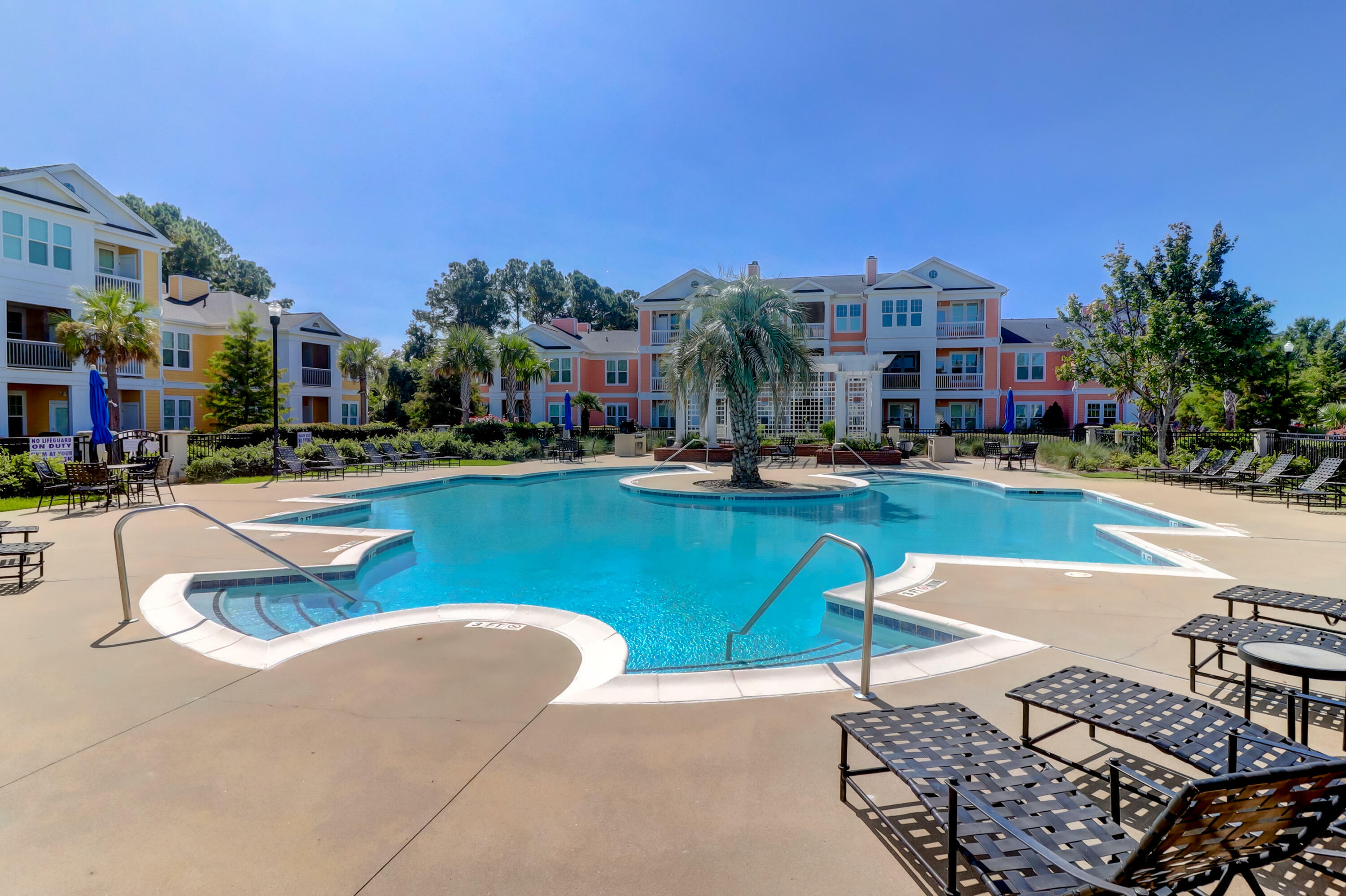 2221 Chatelain Way  Mount Pleasant SC 29464 photo