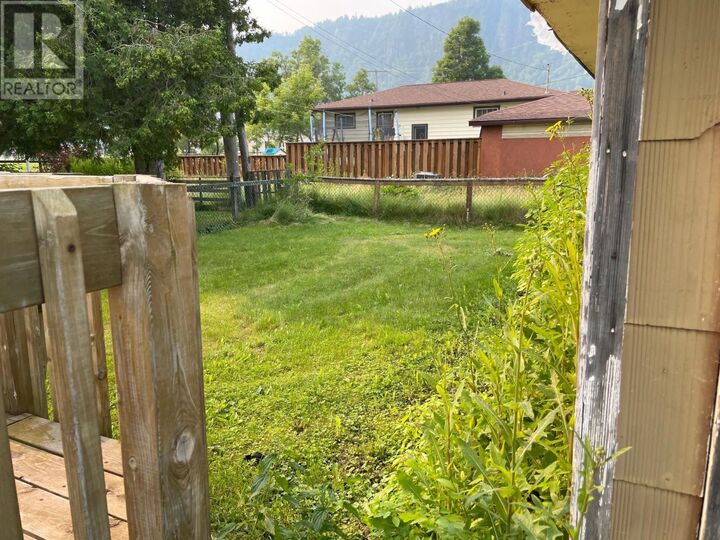 Property Photo: 80 Rankin St ON P0T 2P0