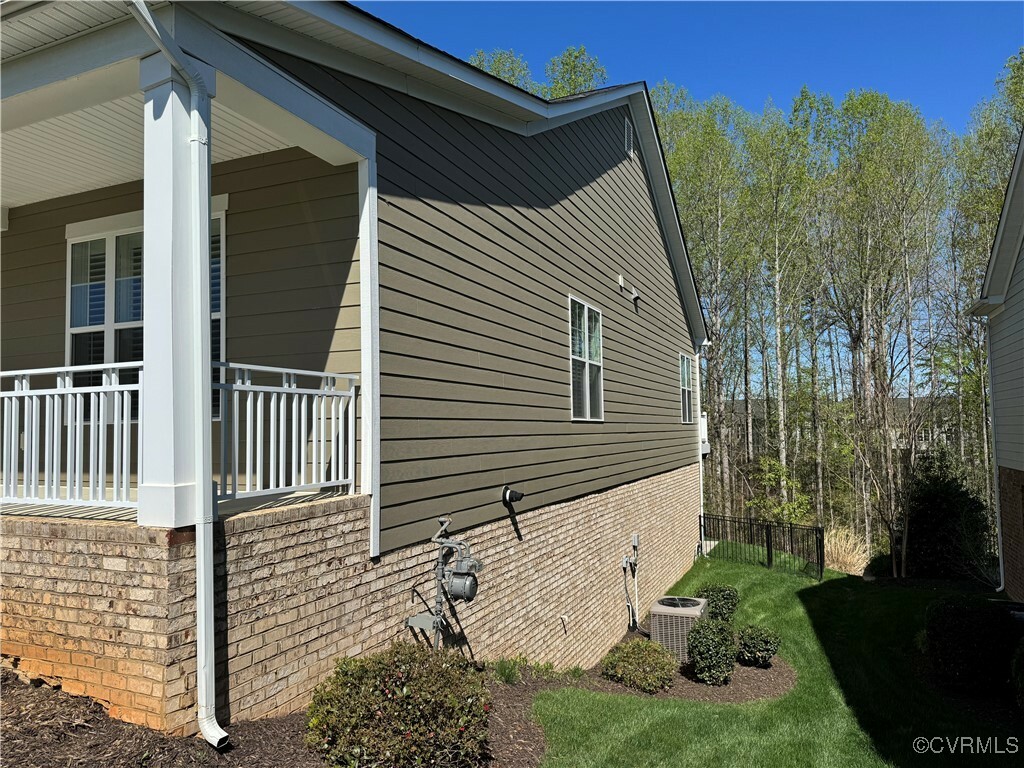 Property Photo: 12134 Branch Overlook Drive VA 23103