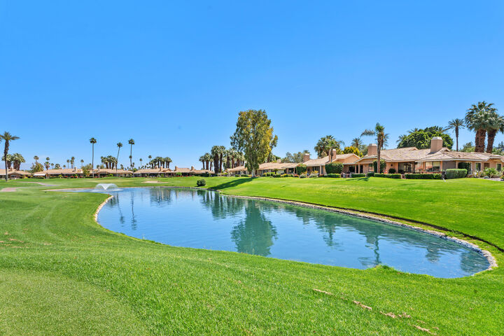 Property Photo: 265 Calle Del Verano CA 92260