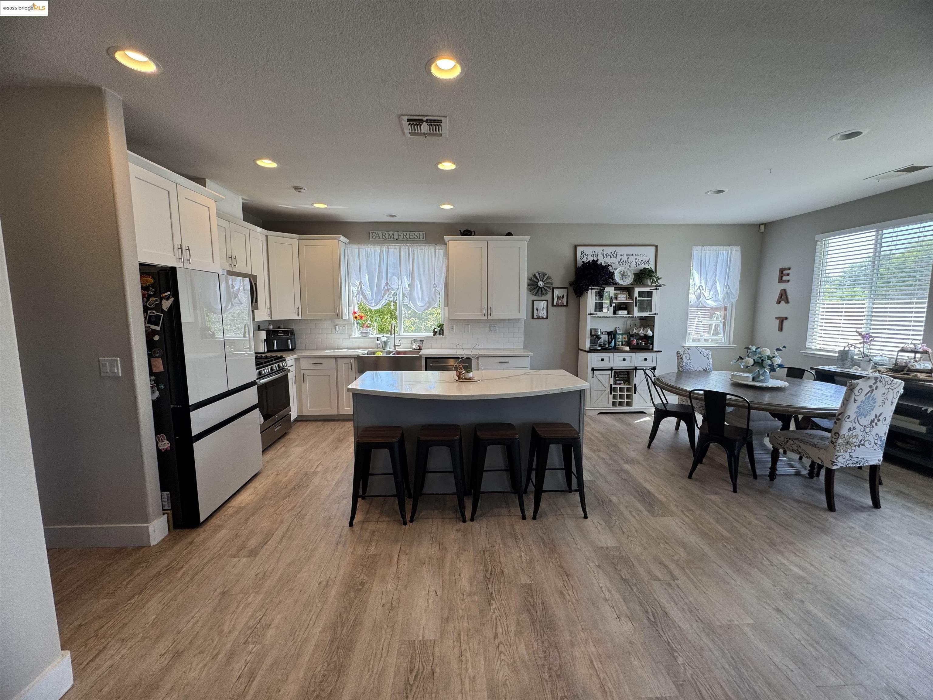 Property Photo: 295 Bridlewood Ln. CA 95228
