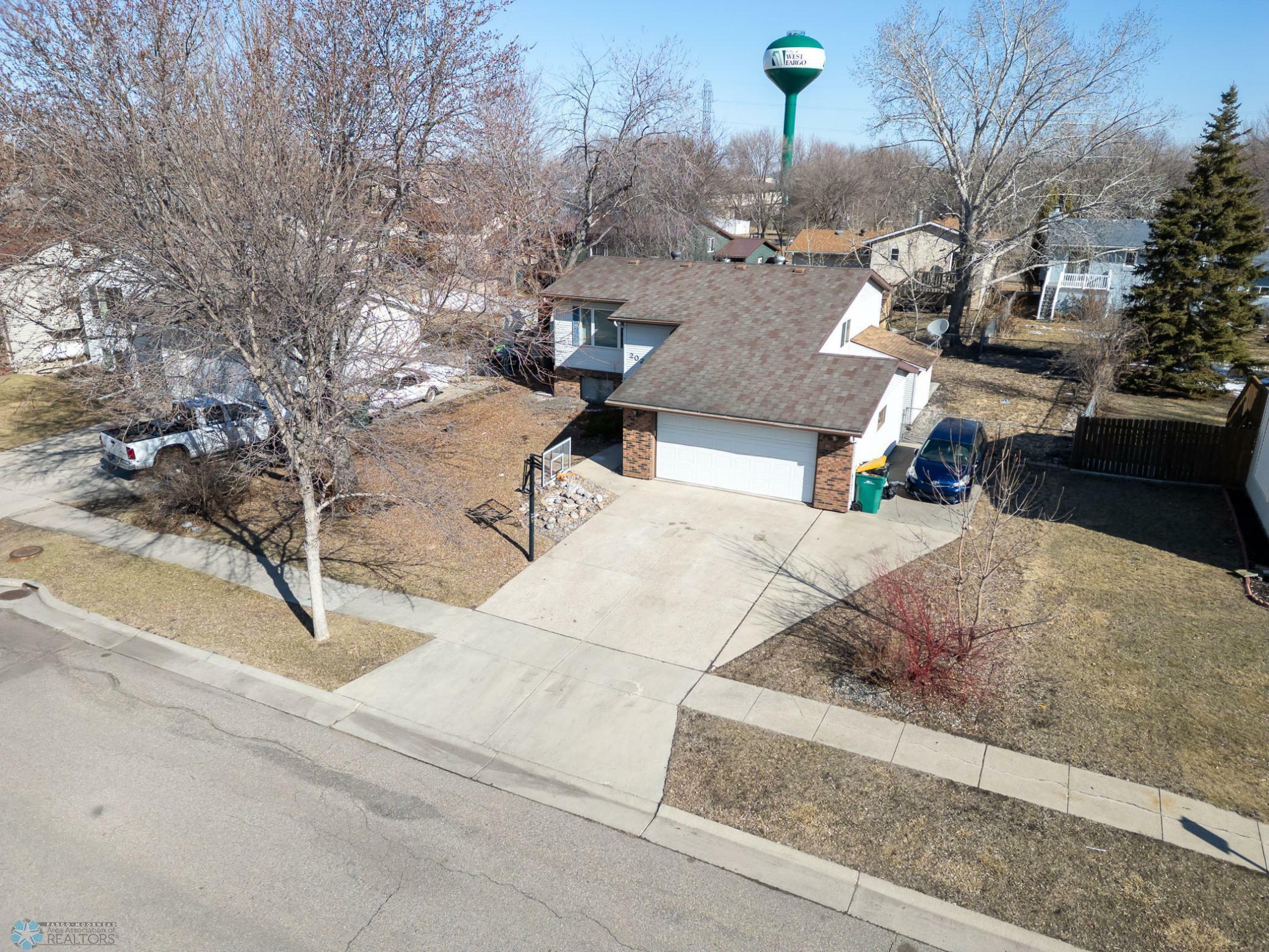 Property Photo: 2024 4 Avenue E ND 58078